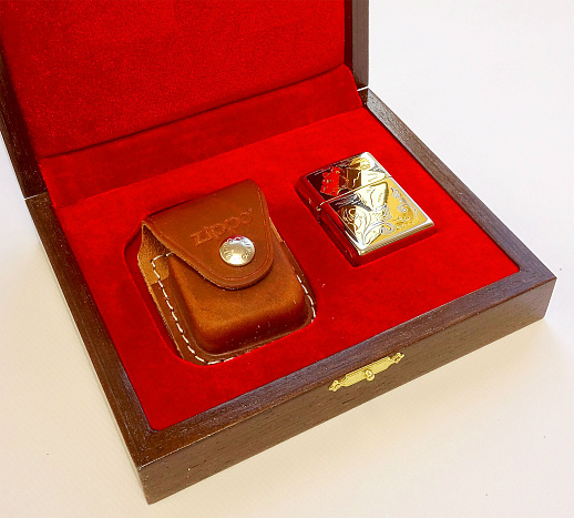 Бензиновая зажигалка Zippo "Орел" № 4 купить с доставкой Бензиновая зажигалка Zippo "Орел" № 4